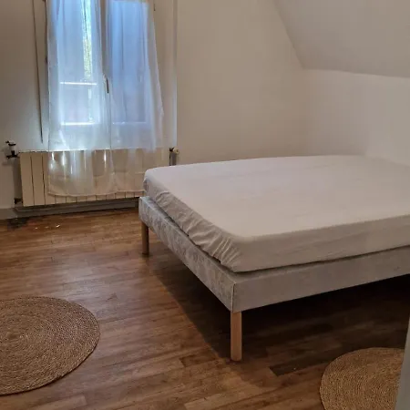 Maison A 1,6km De A La Campagne Dom wakacyjny